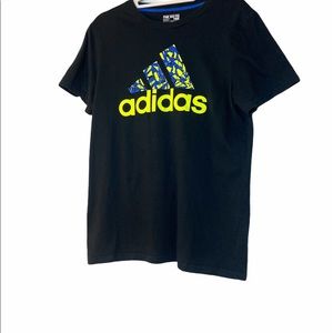 Adidas Boys T- Shirt XL 18/20